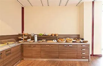 Novum Hotel New Madison Duesseldorf Hauptbahnhof 4*, Düsseldorf